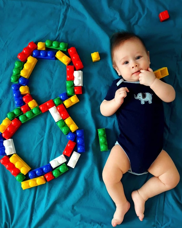 Фото с цифрой 7 месяцев мальчику