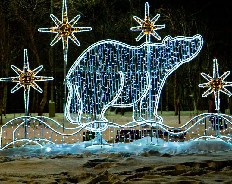 Огромные Новогодние Фигуры